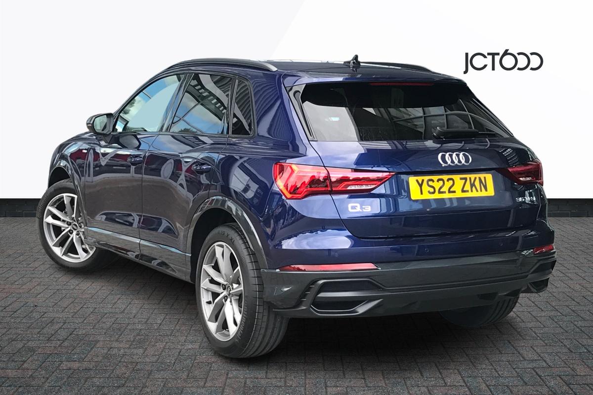 2022 Audi Q3 35tfsi Black edition 150 £35,000 4,999 miles Navarra blue