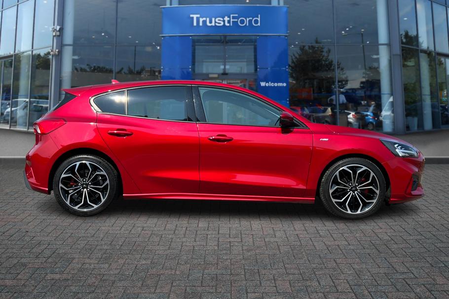 Used Ford FOCUS-1.0 EcoBoost Hybrid mHEV 125 ST-Line X Edition 5dr 7