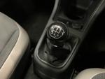 Volkswagen UP Photo 12