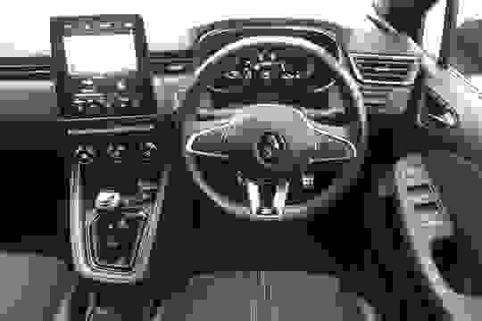 Renault Clio Photo cit-625a1587c2cbc160da6c26a01a4a27b3d222d905.jpg