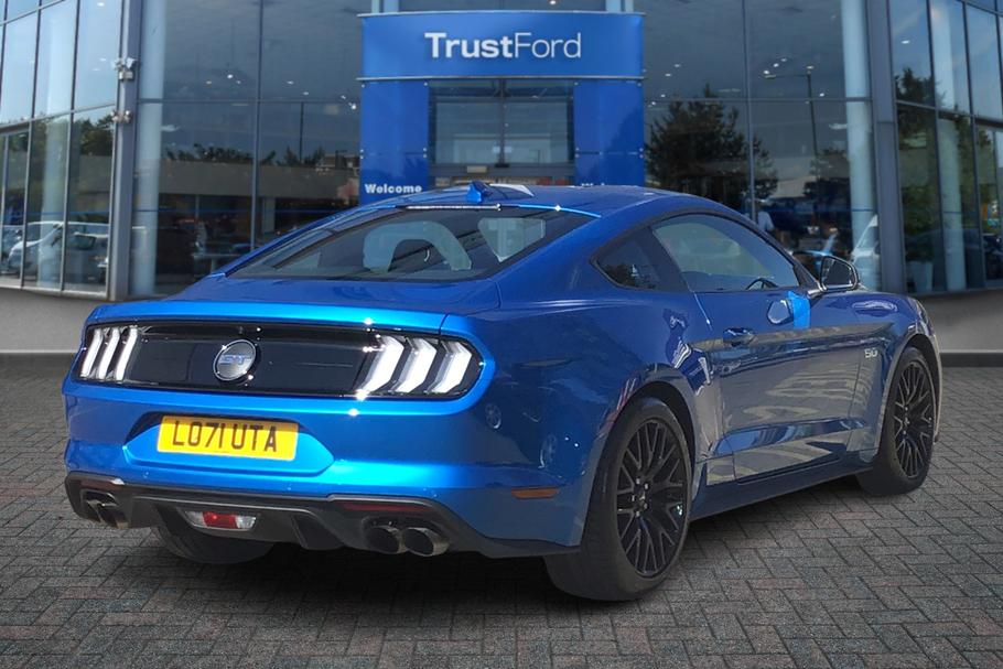 Used Ford MUSTANG 8