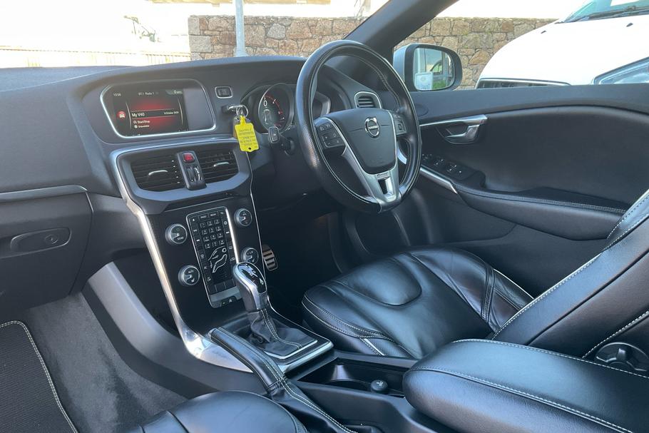 Used Volvo V40 3