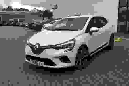 Renault Clio Photo cit-782c9e4a45e8ef6245aab46a10661d9313cdc4bf.jpg