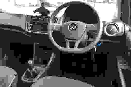 Volkswagen UP Photo cit-9c5b75f1dfcd353ea4b4edbde6e54f7e9558f8ae.jpg