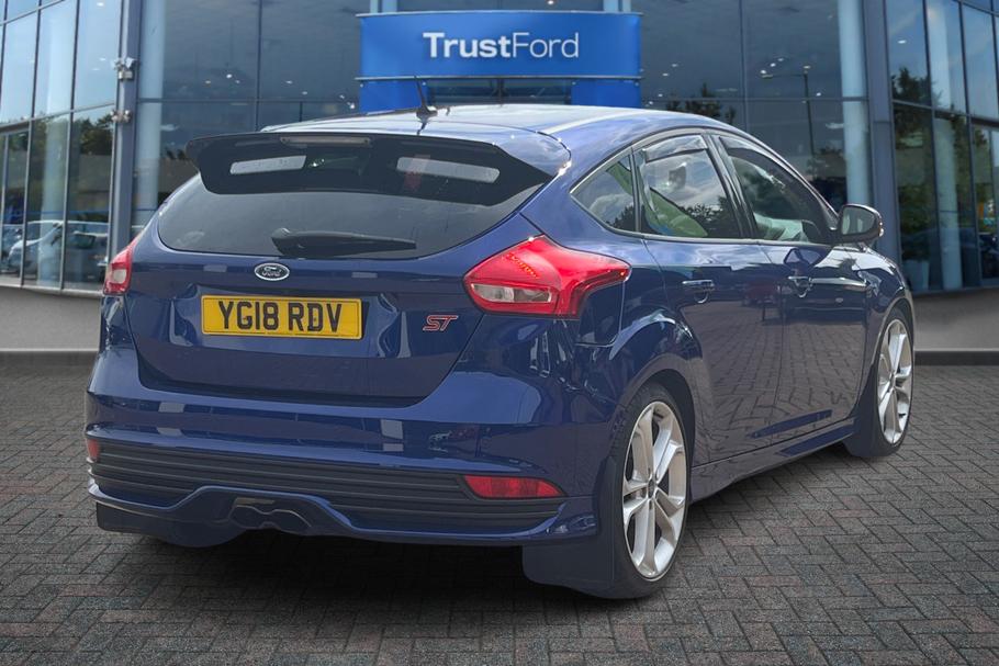 Used Ford FOCUS 8