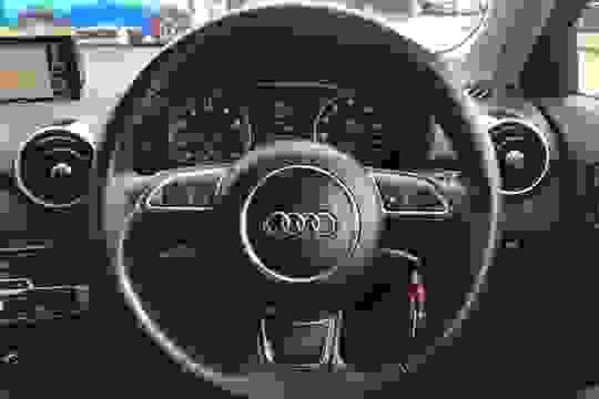 Audi A1 Photo cit-ab8e0d8854672b34eb552df45991cb234a7f6cc6.jpg