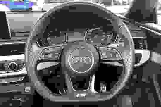 Audi A5 Photo cit-ac0160dfb053cf4089f3a1dd9634e5e3900caacc.jpg