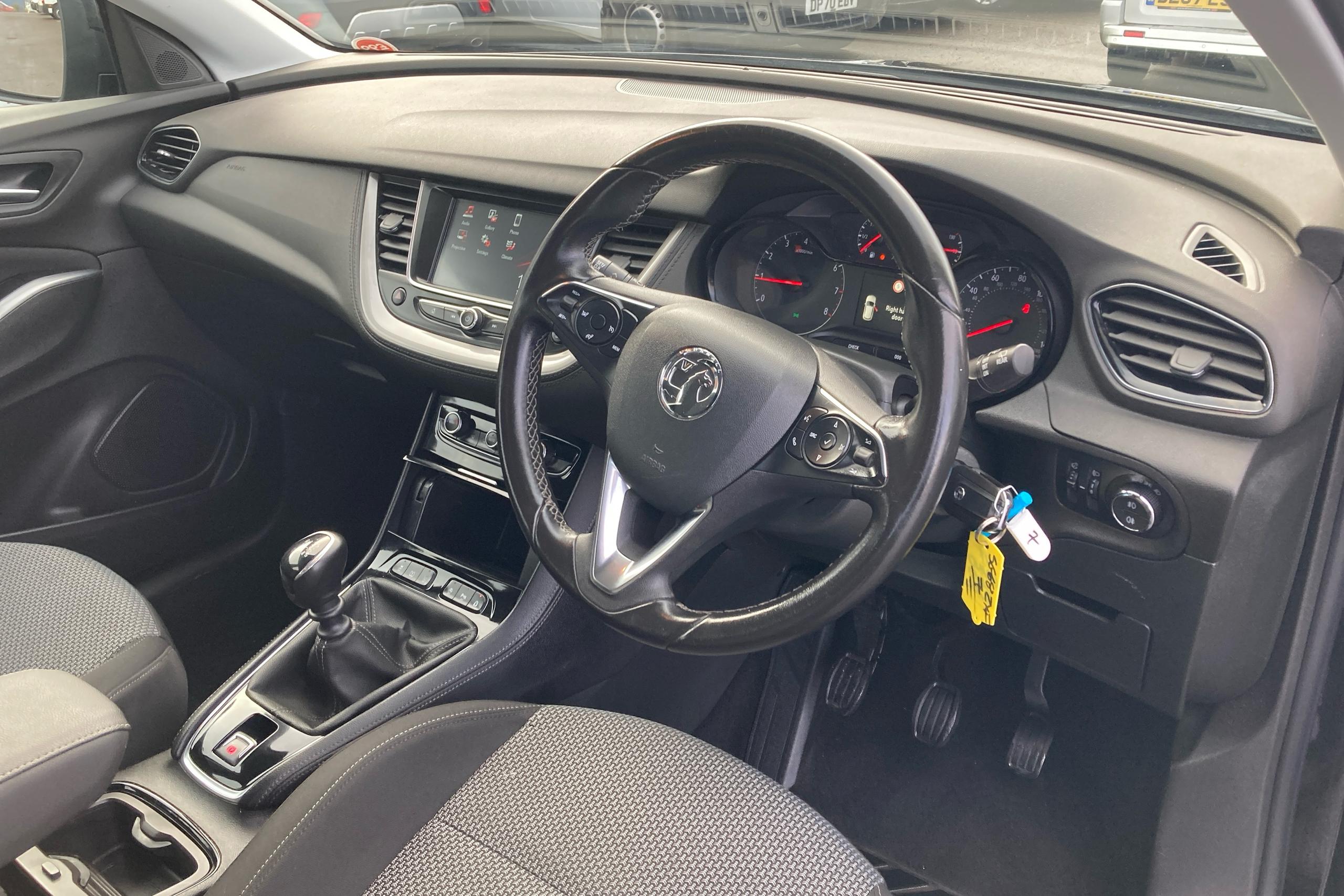Used 2018 Vauxhall Grandland X 1.2 Turbo SE 5dr Hatchback £10,168