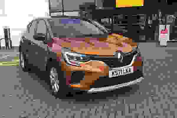 Used 2022 Renault Captur Hatchback Iconic Desert Orange at Richard Sanders