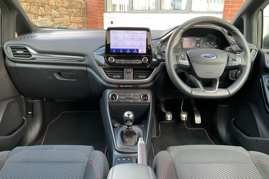 Used Ford FIESTA 13