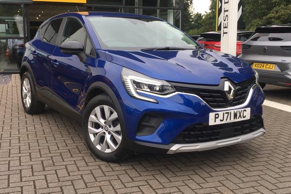 Used 2022 Renault Captur Hatchback Iconic at Richard Sanders