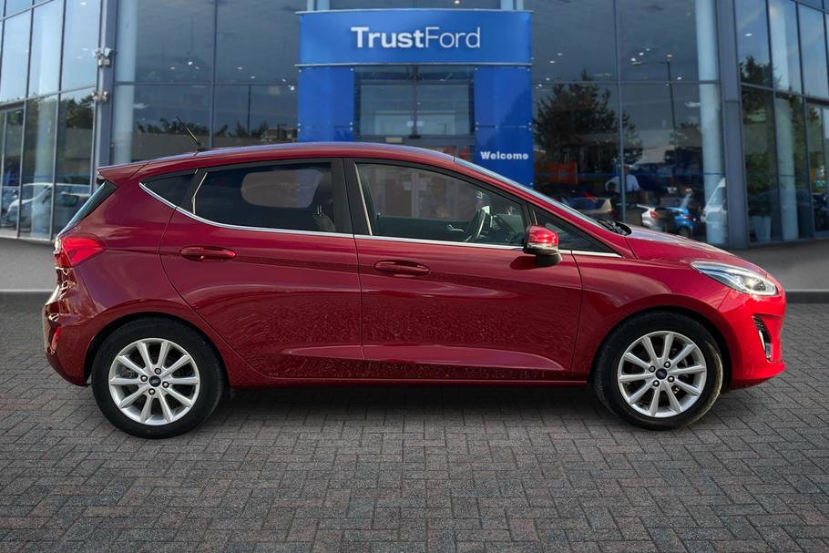 Used FORD FIESTA 7