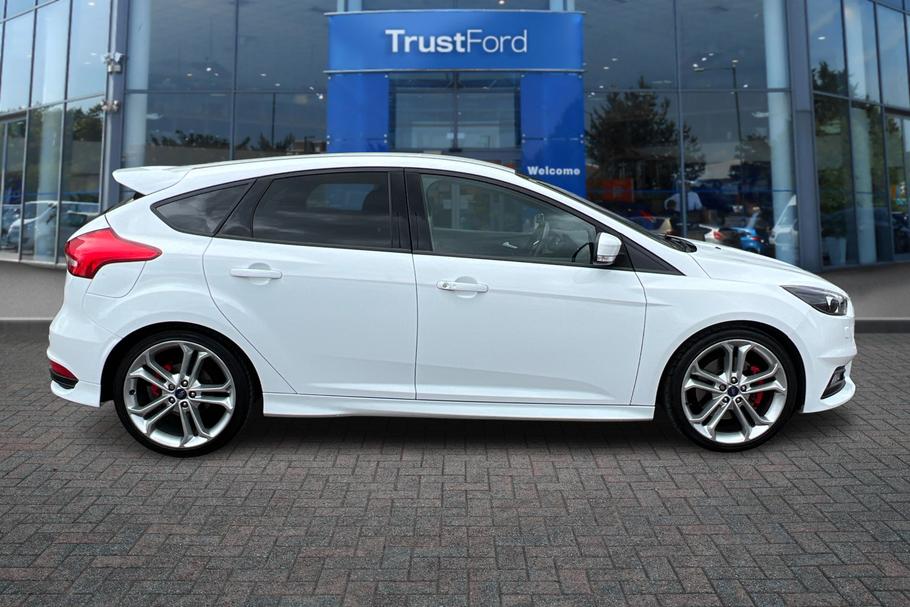 Used Ford FOCUS 7