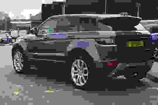 Land Rover Range Rover Evoque Photo cit-e12f6eb2369d85aa615c16ed6e79ebc3430e7f99.jpg