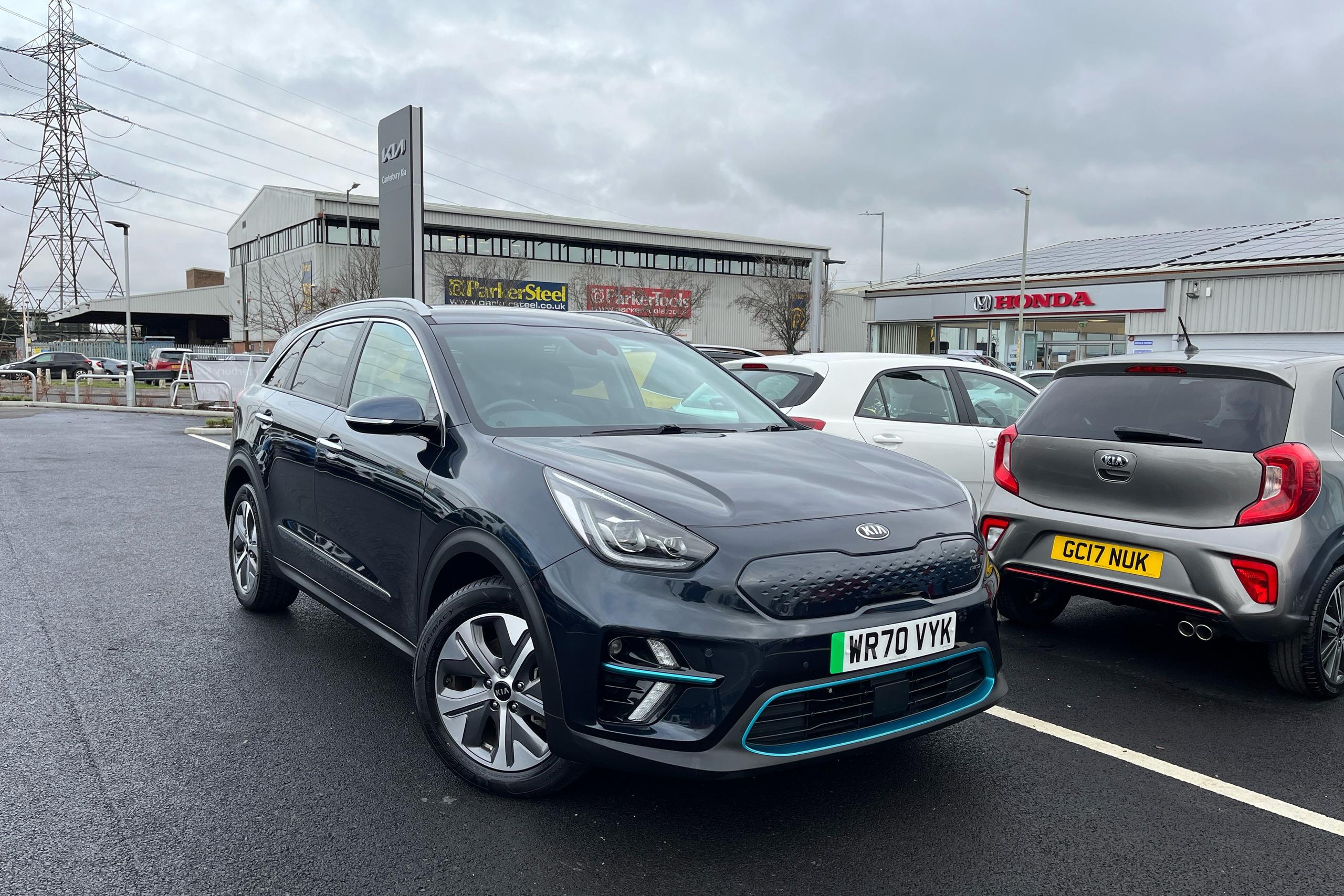 Kia e Niro 64 kWh 4 in Gravity Blue 20 995