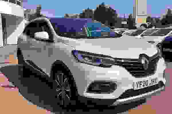 Used 2020 Renault KADJAR Hatchback S Edition ~ at Richard Sanders