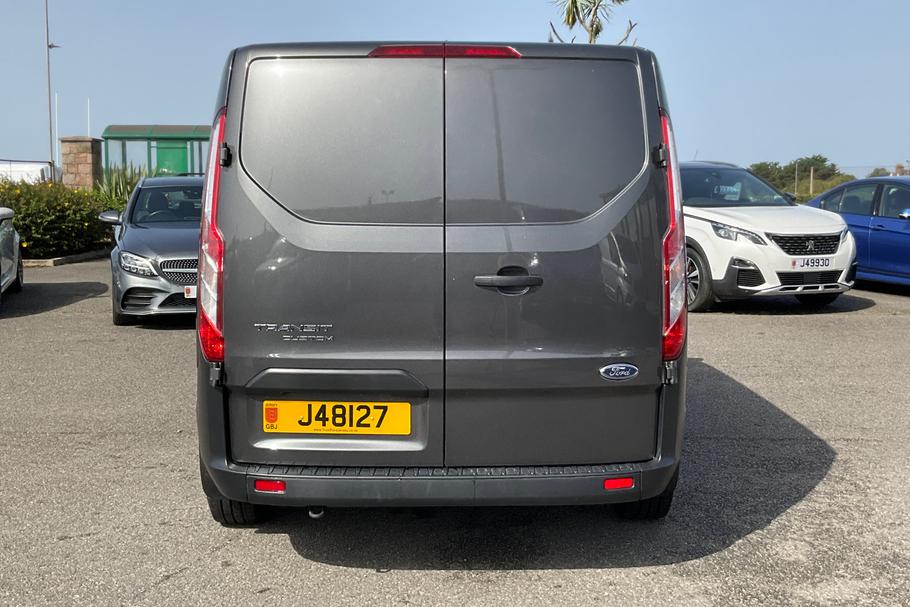 Used Ford TRANSIT CUSTOM-300 L1  FWD 2.0 EcoBlue 105ps Low Roof Leader 13