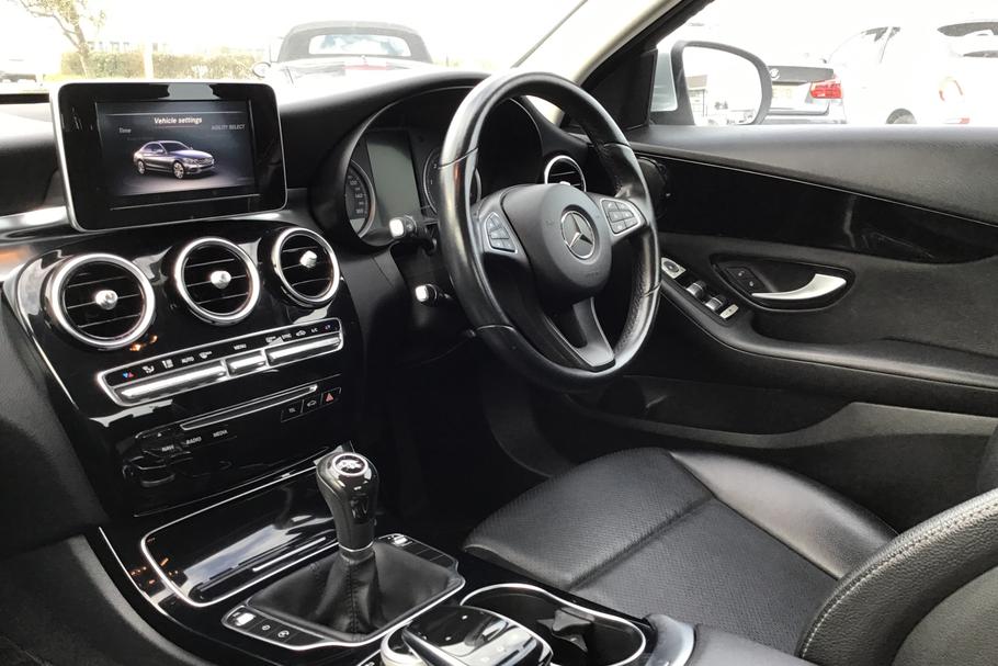 Used Mercedes-Benz C CLASS SE 3