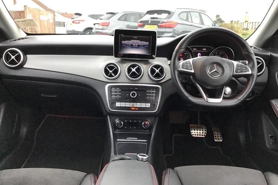 Used Mercedes-Benz CLA AMG LINE EDITION 13