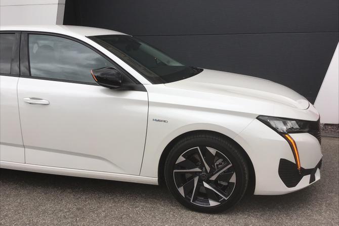 2022 PEUGEOT 308 S/S ALLURE PREMIUM £24,610 9,659 miles WHITE