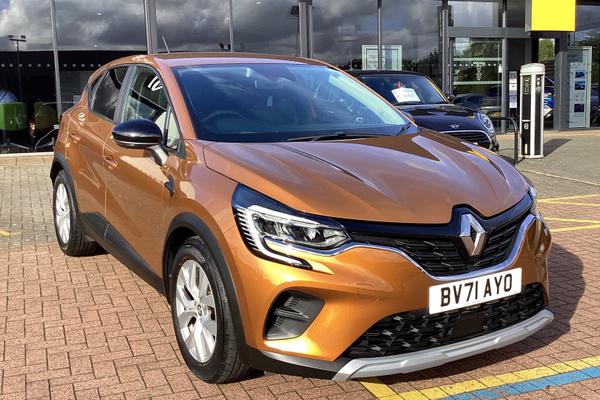 Used 2021 Renault Captur Hatchback Iconic at Richard Sanders