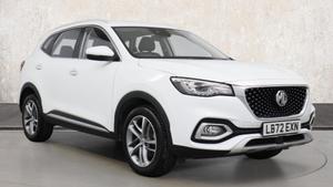 Used 2022 MG MG HS 1.5 T-GDI Excite SUV 5dr Petrol Manual Euro 6 (s/s) (162 ps) White at Richmond Motor Group