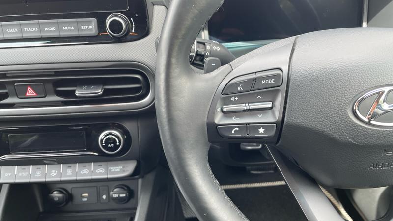Hyundai KONA Photo cohere-015201595cfd5b9e3b0fae9a51f0849f2f17eea6.jpg