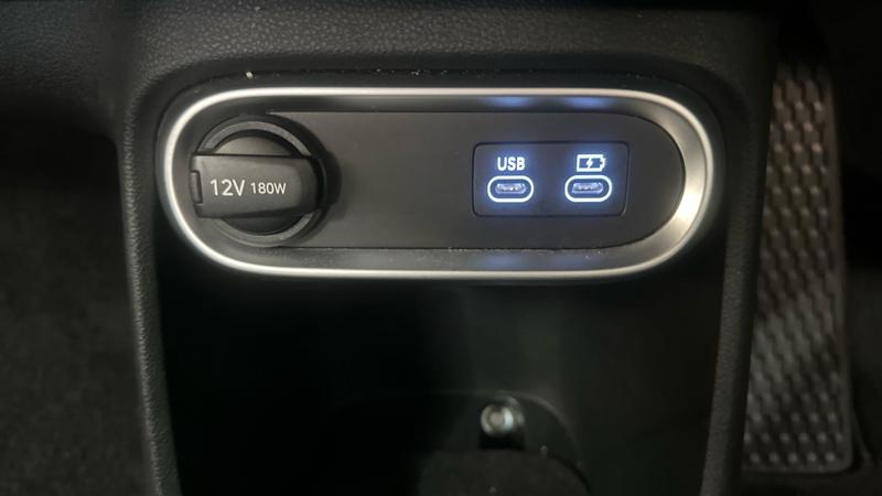 Genesis GV60 Photo cohere-0161a00cfc9feef6b6373fcbeeae1da363d63b52.jpg