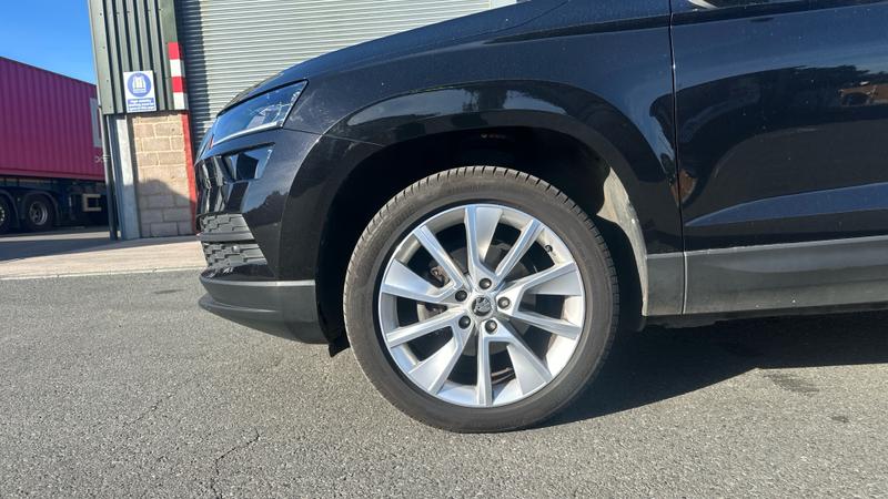 Skoda KAROQ Photo cohere-0209f5de7567b02d74d085399a7c5bf67e334a42.jpg