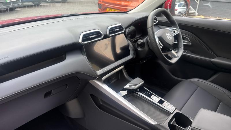 MG ZS Hybrid+ Photo cohere-0240caef91844aa23e6c1e5f573ca67245d7f4c0.jpg