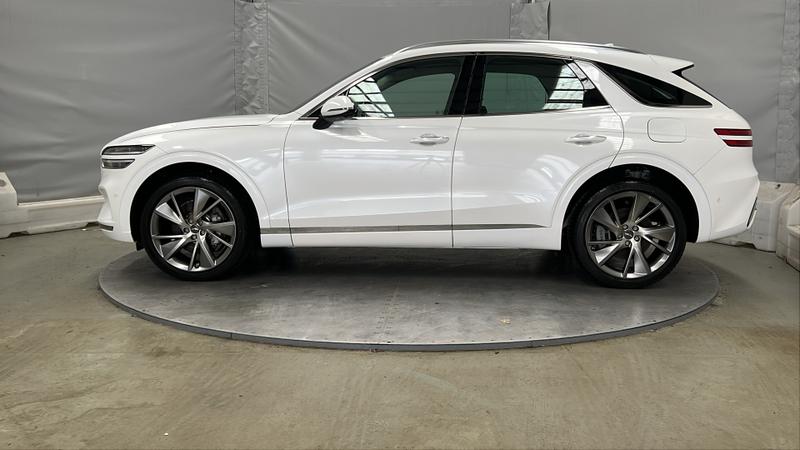 Genesis GV70 Photo cohere-025e5aa2409fa557f6da39b10796958865f98e92.jpg