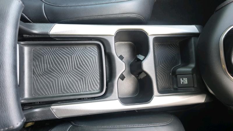 Honda CR-V Photo cohere-0395d485b37cd0de5192a1c0a52007a72d24e41c.jpg
