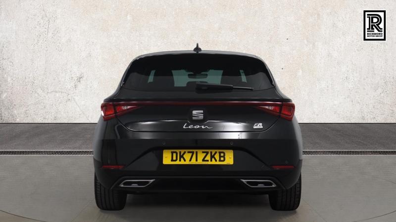 SEAT LEON Photo cohere-05aa2a3c10eff106666686c69c39d0d6ee2ca3e7.jpg