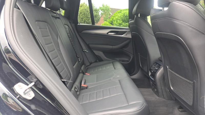 BMW X3 Photo cohere-05b375bbc8d5d7f928b8b5ebf0c34e020d627419.jpg