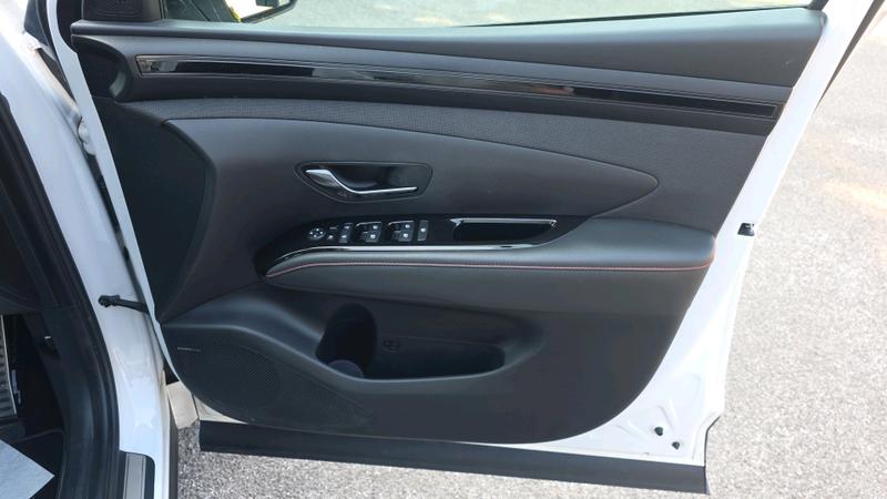 Hyundai TUCSON Photo cohere-05babf298940c4800955c3992845a7be24df9238.jpg