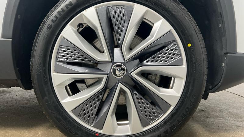 Skoda KAROQ Photo cohere-05c9b65124e0eaa05634219fb180c800390c39e9.jpg