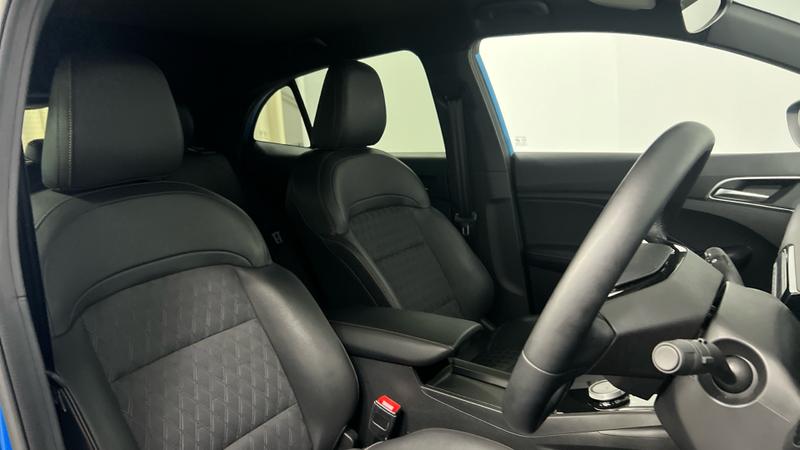 MG MG3 Hybrid+ Photo cohere-06221581726d2d8e474e1a114583bd035d60c899.jpg