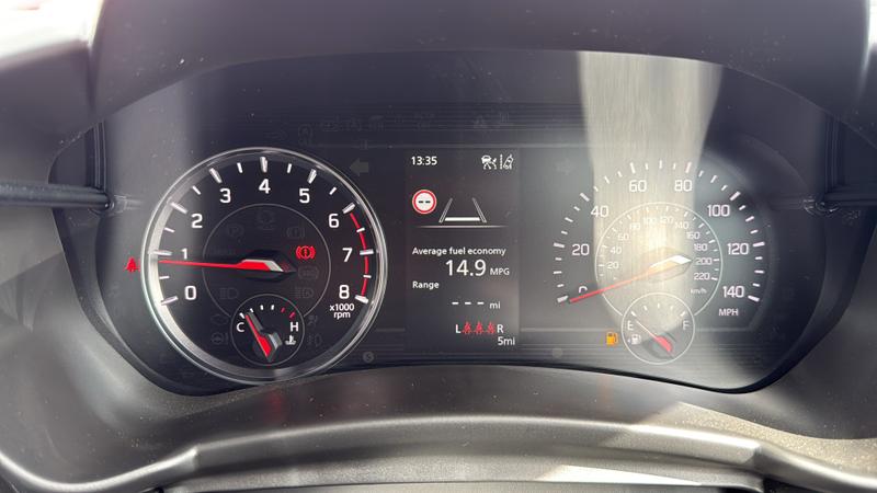 Suzuki SWIFT Photo cohere-06656b05fac32e4adc828638369e2d41aa793fac.jpg
