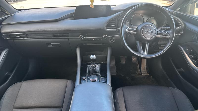 Mazda Mazda3 Photo cohere-075463ac98f9f7031e2496b5e25024a9b4745d48.jpg