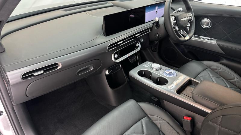 Genesis GV60 Photo cohere-0770dd4fdfb44bd8acf29ebe0759c530b8b70bf3.jpg