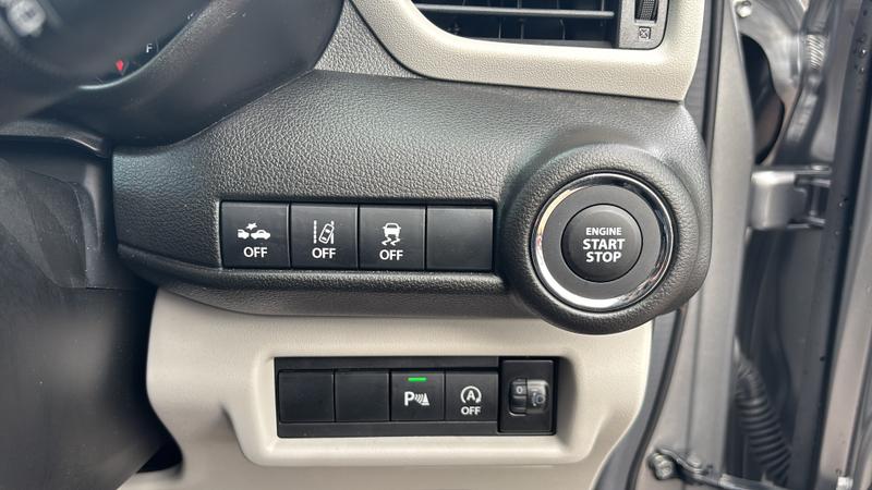 Suzuki Swift Photo cohere-079d47920495af02c5a4197a18ab6f6d1d77c795.jpg