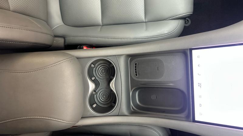 MG MG IM5 SM Photo cohere-07b1e5e8281c2628fb143921aa5d952d3dd6ecbe.jpg