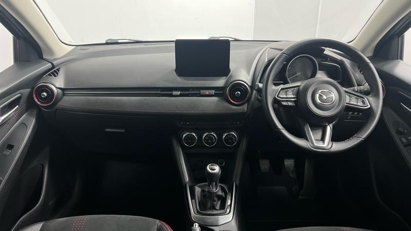 Mazda 2 Photo cohere-07ddc6697086189a6843e0be815550cd19d1758f.jpg