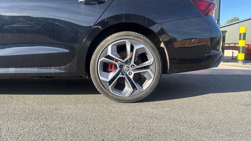Skoda OCTAVIA Photo cohere-087831368cb5c638c452a49098fc3d25aca86295.jpg