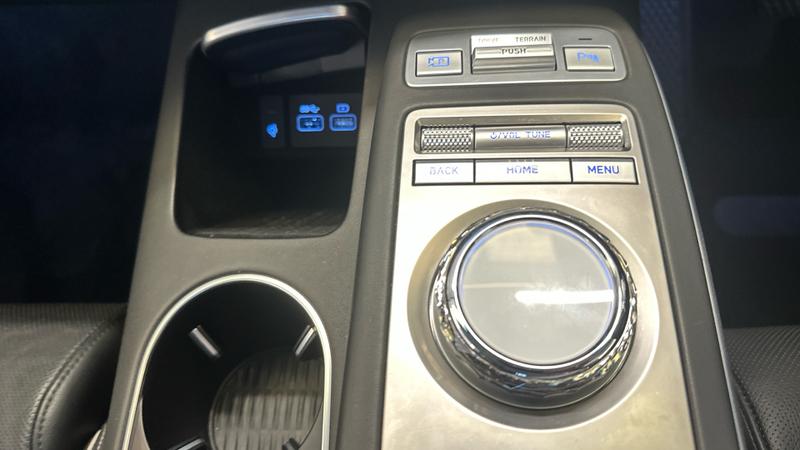 Genesis GV70 Photo cohere-08d707b23d558628d0fdea7bc5082b28f6fab871.jpg