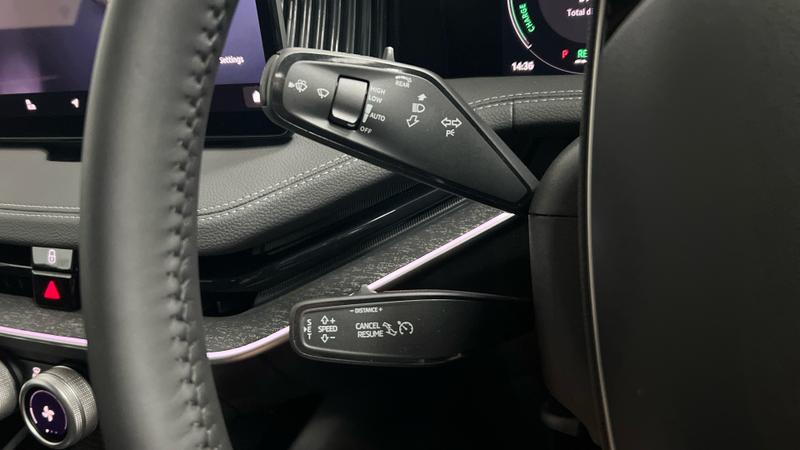 Skoda SUPERB Photo cohere-08dced0513c75026f5c68c4c9c109eb1db5ce57a.jpg