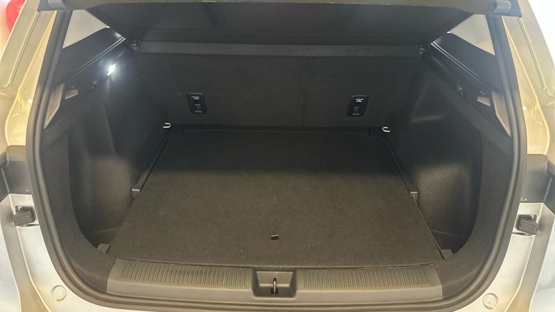 MG MGS5 EV Photo cohere-0959b142ce488eb0a7e0f66959646328a2b8844a.jpg