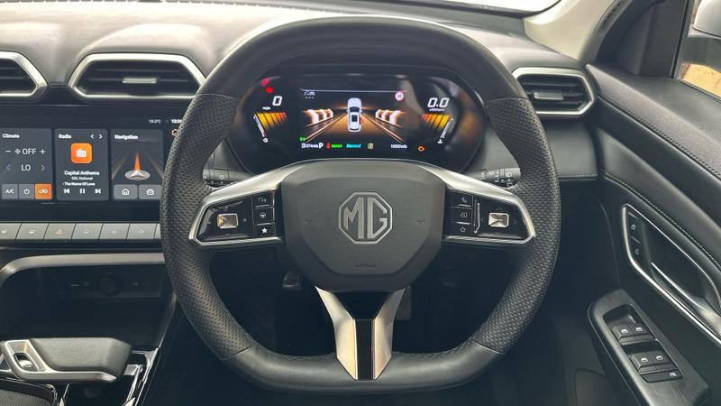 MG ZS Hybrid+ Photo cohere-09f80188143d1e31fdaf463e0a3f294561575307.jpg