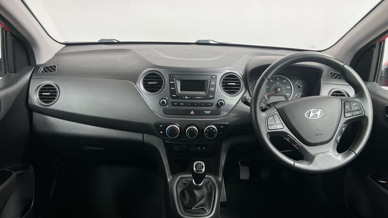Hyundai i10 Photo cohere-0a0f836669985eeea351c26fc50a75ac9a67e99e.jpg