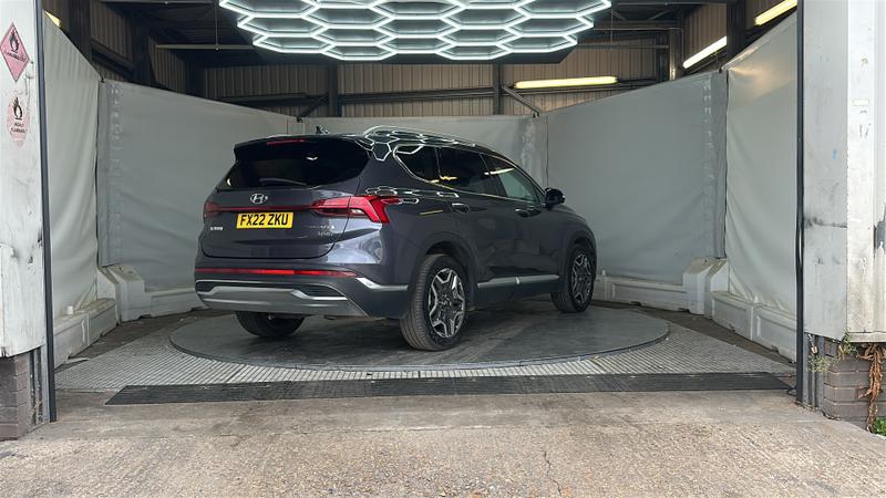 Hyundai Santa Fe Photo cohere-0a6c5997706f3d8350edd8ffda6d372158dbc540.jpg